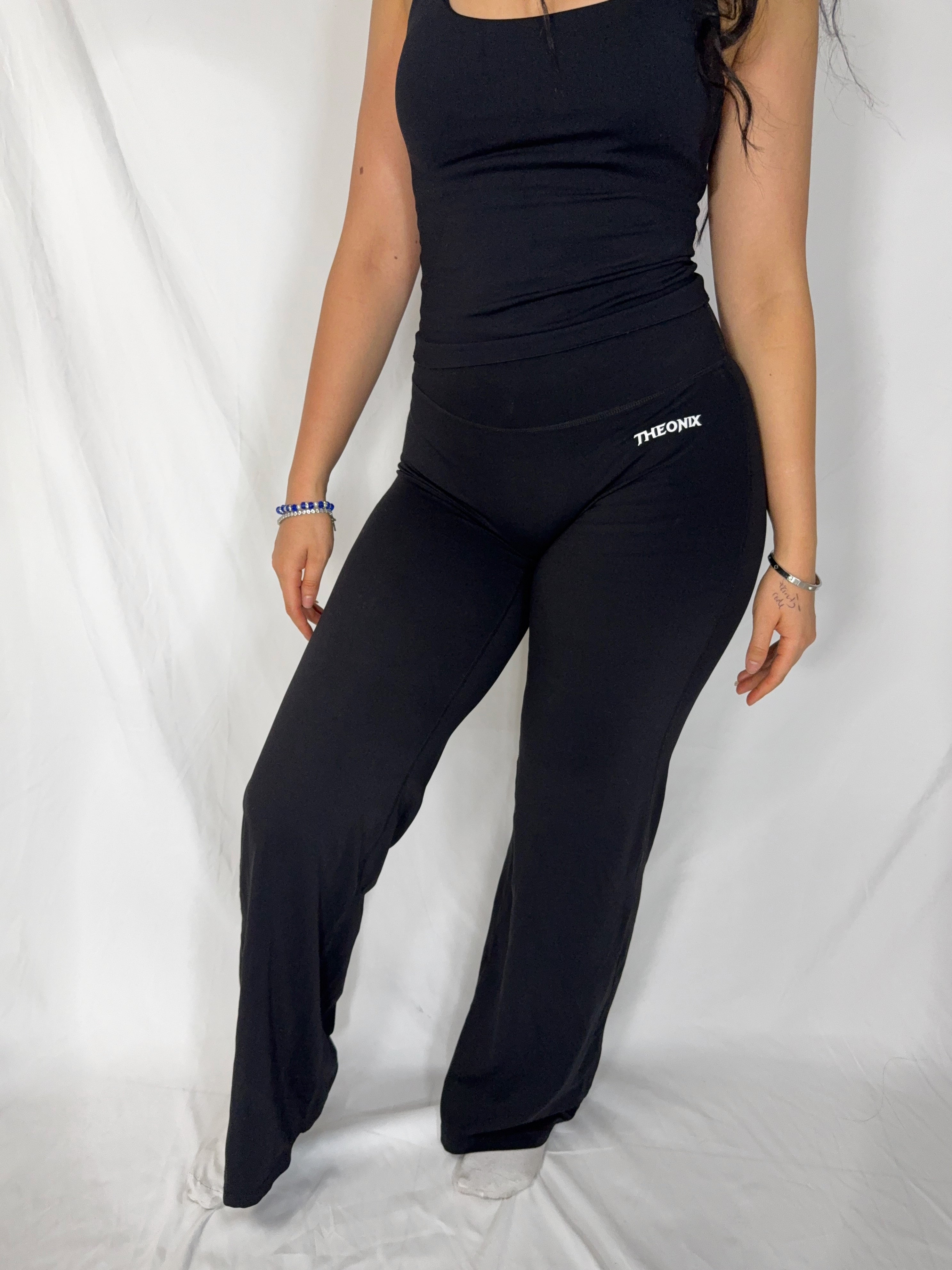 Essential Straight Pant